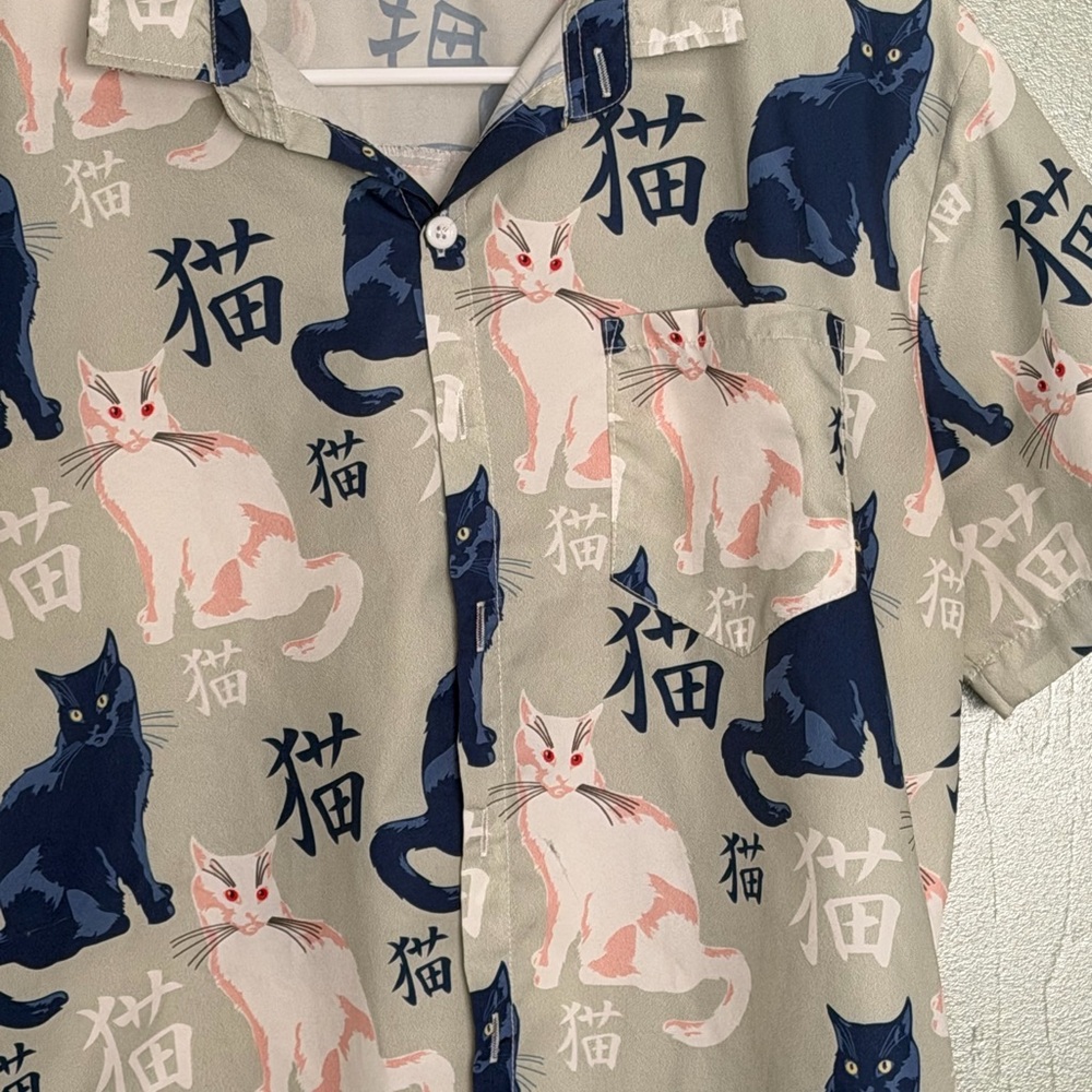 SHEIN Cat Print Casual Shirt in Navy and Cream